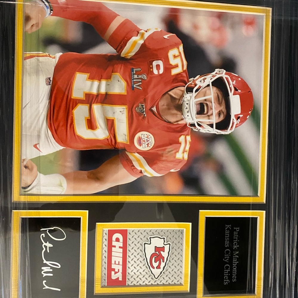 Two frames - Picture 2 of 2